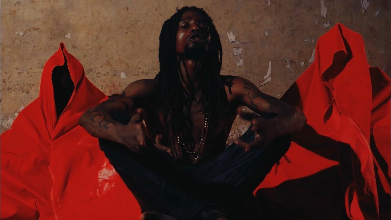 Wiz Montana frappe fort avec « 33 ans »